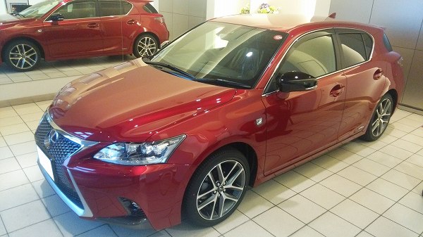 レクサス「CT200h F SPORT」の2年目点検の予約を実施。3月はやはり納車ラッシュ等で厳しそう？