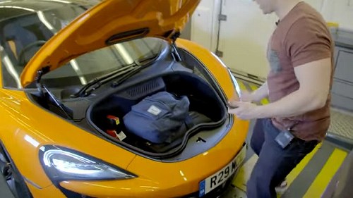 マクラーレン「570S」は非日常的な車？実際に子供と普段使いしてみた【動画有】
