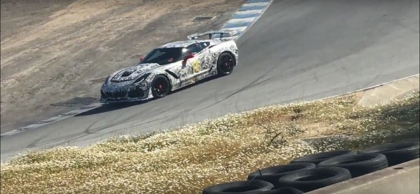 ラグナセカにて、シボレーの新型「コルベットZR1」の開発車両を捕捉【動画有】