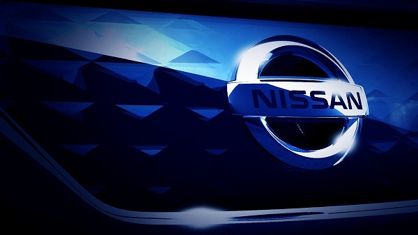 日産の新型「リーフ」のティーザー画像が公開に。斬新なV字型モーショングリルを採用