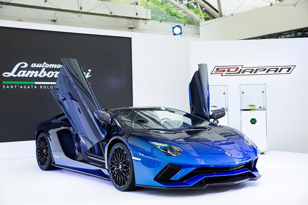 日本で5台のみ。ランボルギーニ「アヴェンタドールS・ロードスター」の特別仕様車を発表