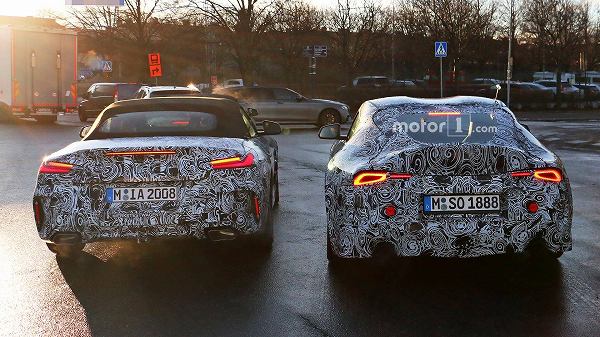 これは貴重。BMW「Z4」とトヨタ「スープラ」の開発車両をコンビで捕捉