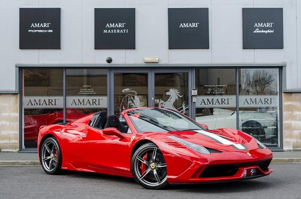 新車価格の3倍。フェラーリ「458スペチアーレA」が中古市場にて販売中