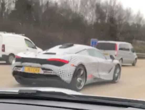 マクラーレン「750LT」と思われる開発車両をキャッチ。750馬力発生のハードコアモデルか【動画有】