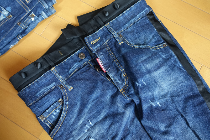 こんなものを買った。ディースクエアードのタキシードジーンズ