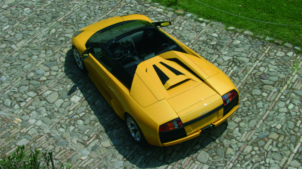 ランボルギーニの前デザイナーがイタリア自動車デザインへの貢献を評価されて表彰。モンタレーにて