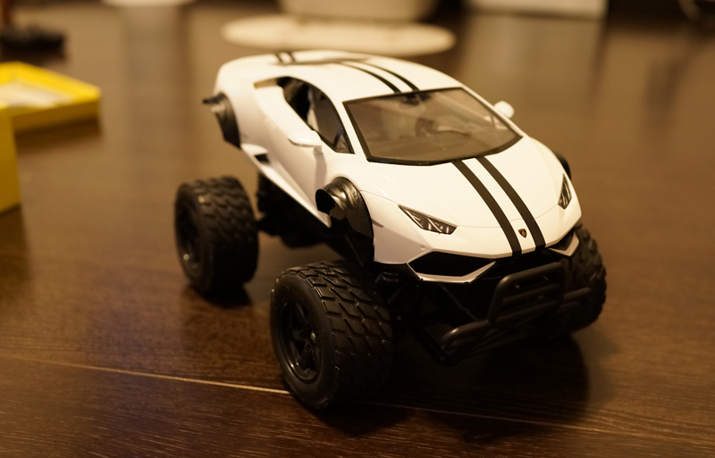 マッドマックス風のリフトアップ・ウラカン（ラジコンカー）を作ってみた件