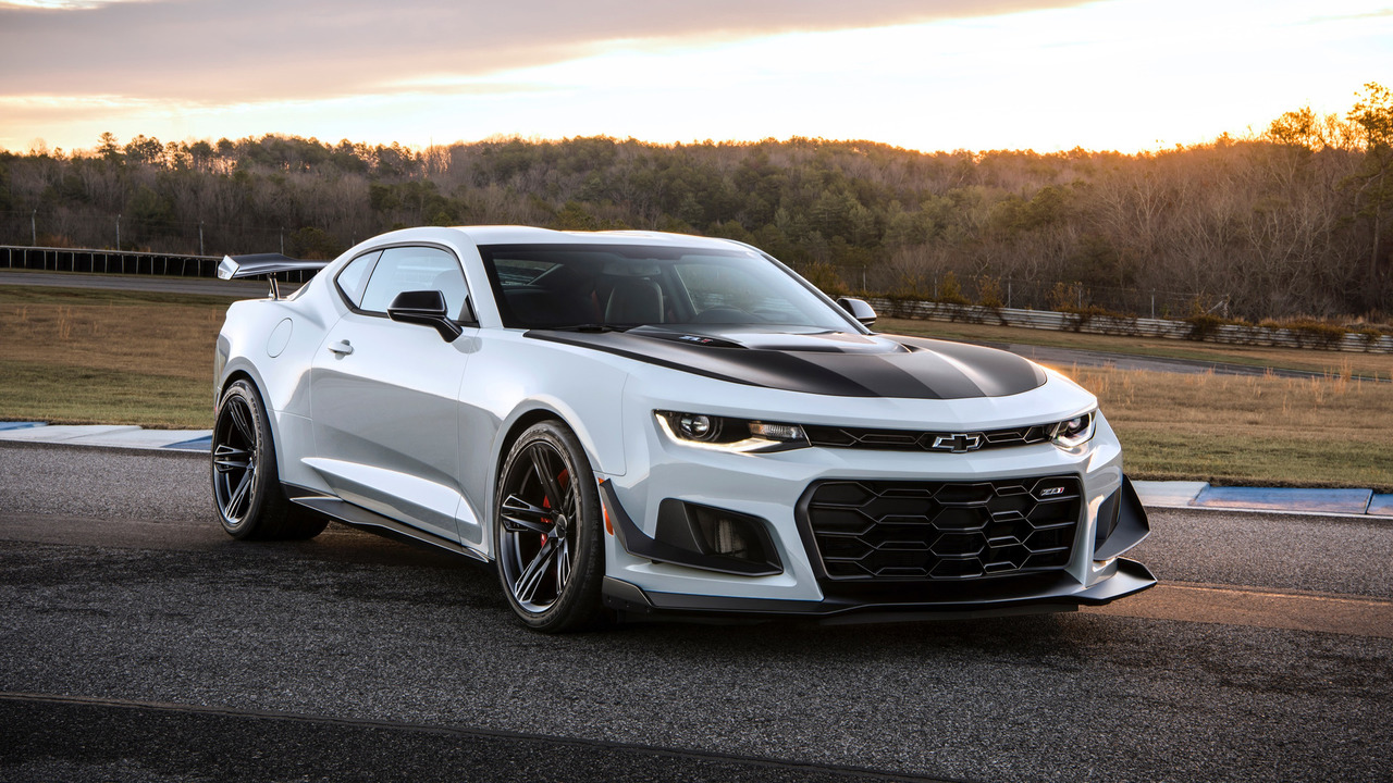 軽量化と650馬力のハイパワー。ハンドリングに特化した「カマロ ZL1 1LE」発表