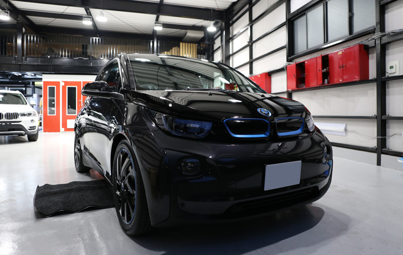 BMW i3のコーティングメンテナンス完了。乗るのがもったいないほど美しい輝きに