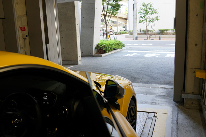スーパーカー/スポーツカーが駐車できそうな駐車場「チャスカ茶屋町」（大阪・梅田）