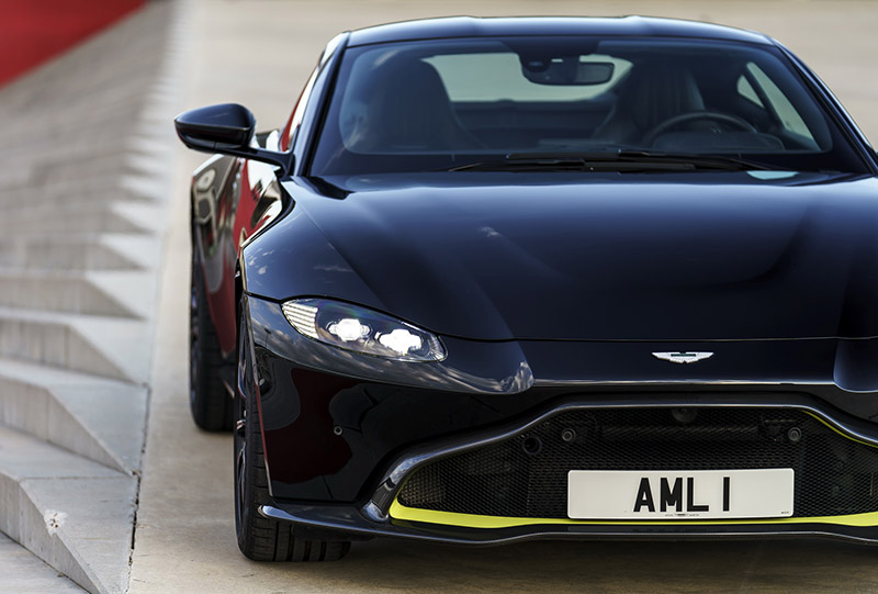 大人気のアストンマーティン・ヴァンテージに「MT」が来年登場。果たして人気はいかほど？