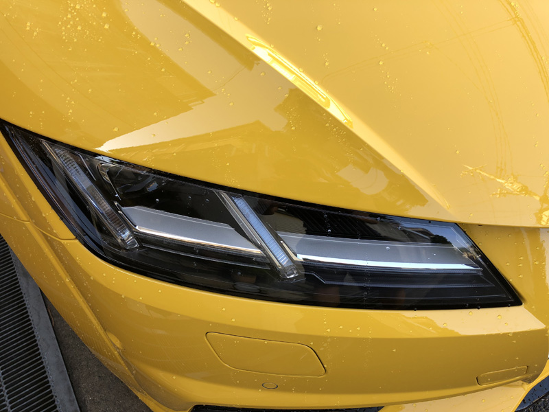アウディTTの引き渡し前に最後の洗車。今までで一番丁寧にメンテナンスして送り出すことに