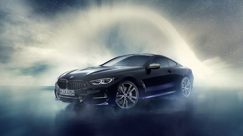 実際に地球へと落下した隕石を使用。BMWが小惑星をモチーフとしたワンオフモデル「M850iナイトスカイ」を公開