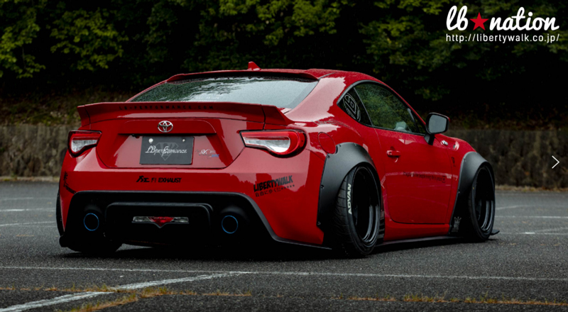 まさに暴走族スタイル！リバティーウォークがちょっとレトロなトヨタ86/スバルBRZ用オーバーフェンダーキットを発売