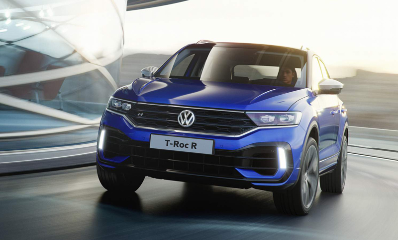 VW T-Roc R発進！ドライビングモードには「Race」が追加、0−100km/h加速はポルシェ718ケイマン以上。SUVの範疇を超えたハイパフォーマンスクロスオーバー