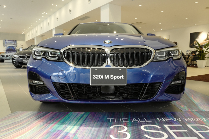 新型BMW 3シリーズを見てきた！さすがはBMWの屋台骨を支えるモデルだけあって高いコストパフォーマンスが感じられる良質セダン