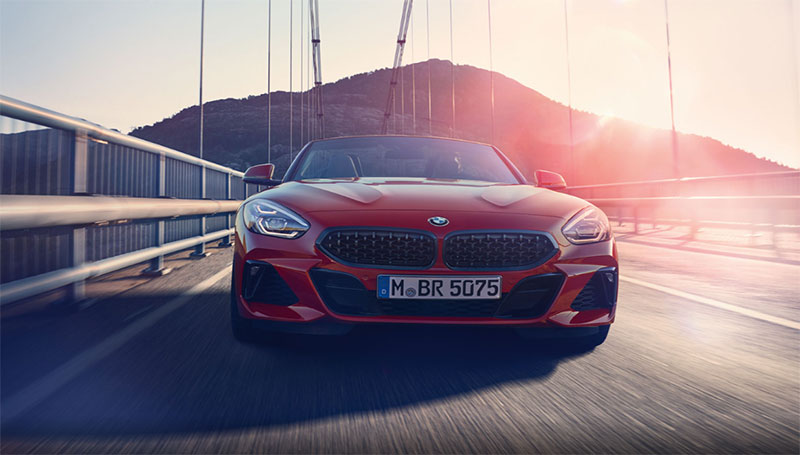 BMWが新型Z4を国内販売開始。スープラと同じエンジンを積む「Z4 M40i」の価格は835万円、ボディカラーは3色のみ