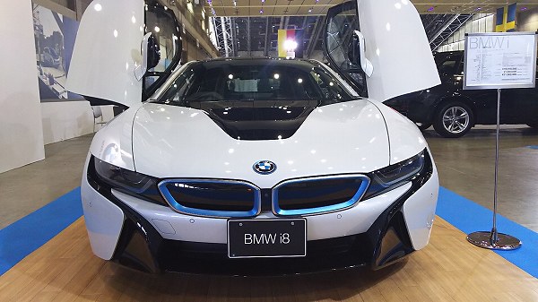 BMW「i8・ロードスター」が2018年に発売決定。馬力と航続距離はクーペよりも向上する模様