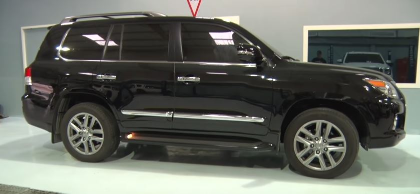 さすがドバイ。レクサス「LX570」にスーチャー搭載して760馬力＆トルク1,300Nmに【動画有】