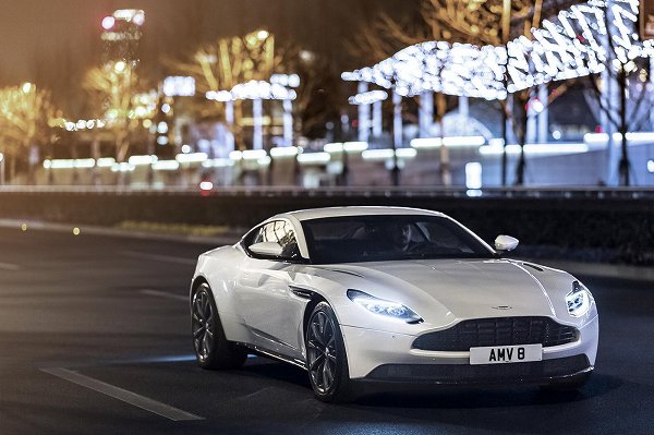 アストンマーティン「DB11」が遂にAMG製V8ツインターボを販売。V12モデルよりも100kg以上軽量化【動画有】