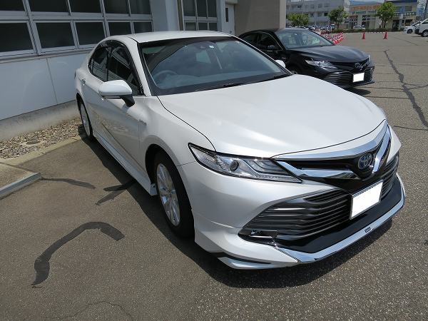 トヨタの新型「カムリ」に試乗。走り・乗り心地・燃費・高級感ヨシの万能セダン