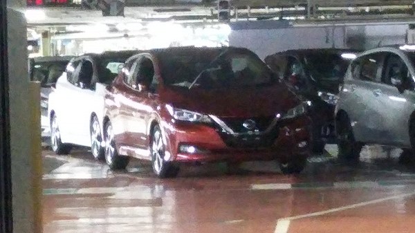 日産の新型「リーフ」が日産の従業員によってリーク。現行モデルから一新してスポーティに