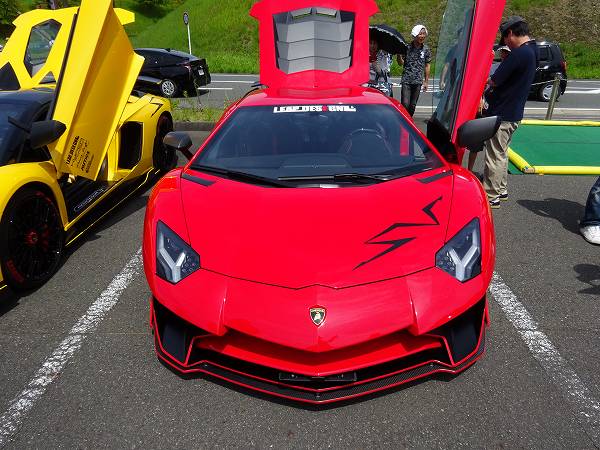 ランボルギーニに新たなモデルが登場か。「ウラカン・サファリ」、「アヴェンタドール」の後継にはPHV搭載？