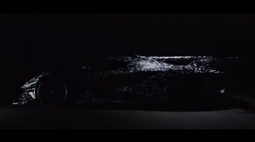 アポロ発のハイパーカー「IE(Intensa Emozione)」のティーザー映像が公開に。やはりV12エンジンを搭載する模様【動画有】