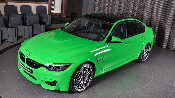 これまたド派手。BMWアブダビがランボルギーニ・グリーンに見立てた「M3」を公開