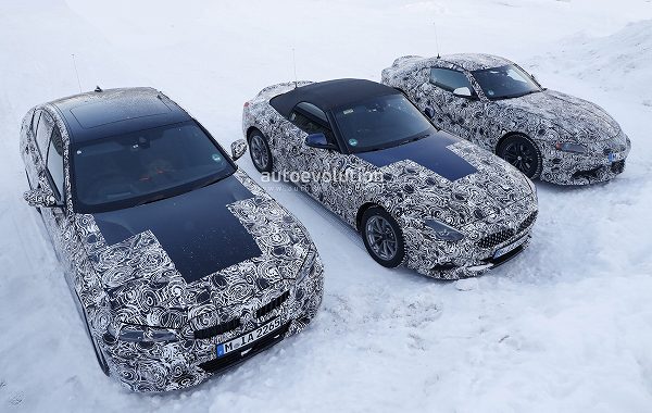 珍しい組合わせ。BMW「Z4ロードスター」と次期「3シリーズ」、そしてトヨタ・新型「スープラ」の開発車両をまとめてキャッチ