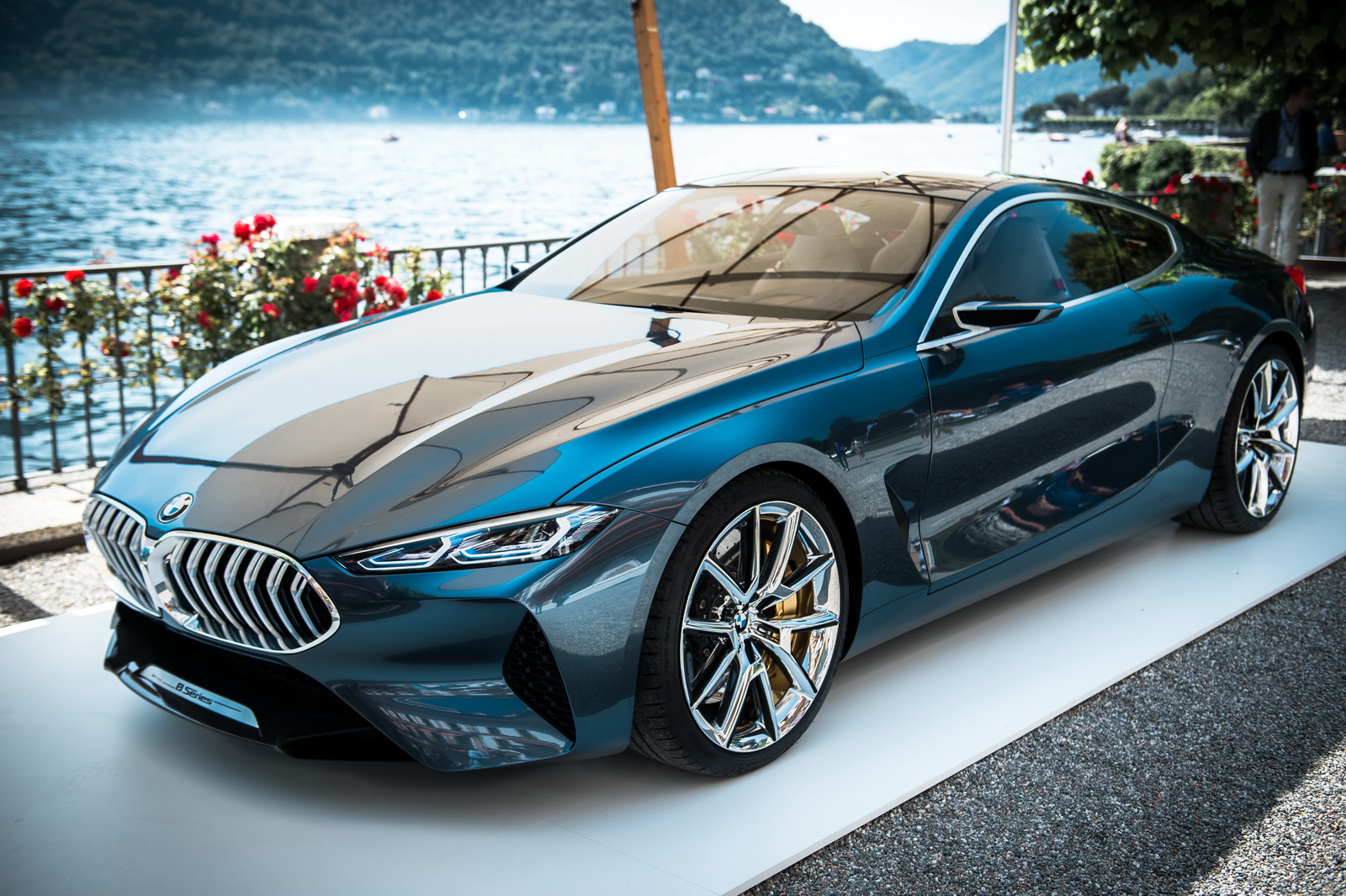 BMWがコンセプト8シリーズの画像を追加公開。M8のサウンドを堪能できる動画も