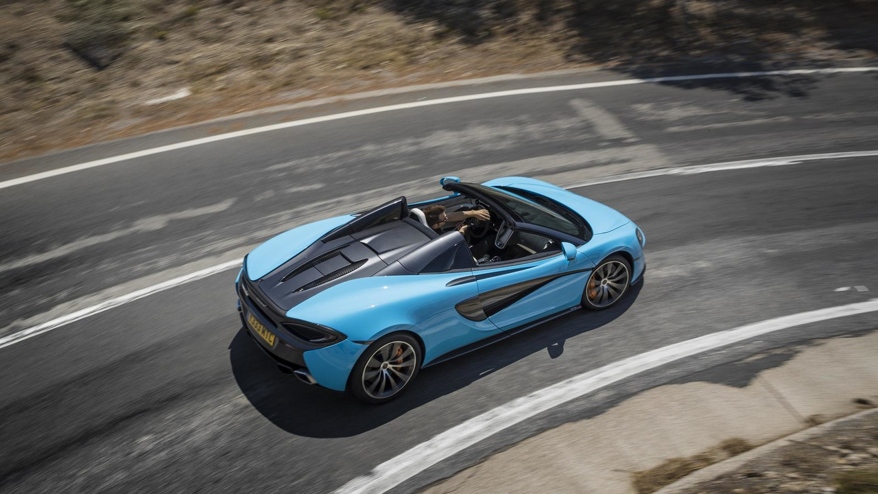 マクラーレンが新オプション「トラックパック（352万円）」「デザイン・エディション（131万～）」追加