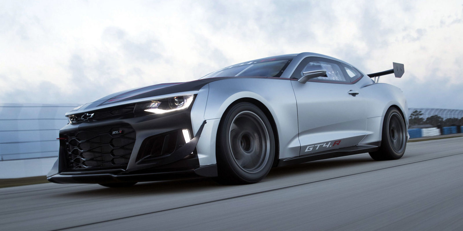 カマロGT4.R発表。GT4カテゴリにそのまま参戦でき、ケイマンやAMG GT、R8との戦闘用