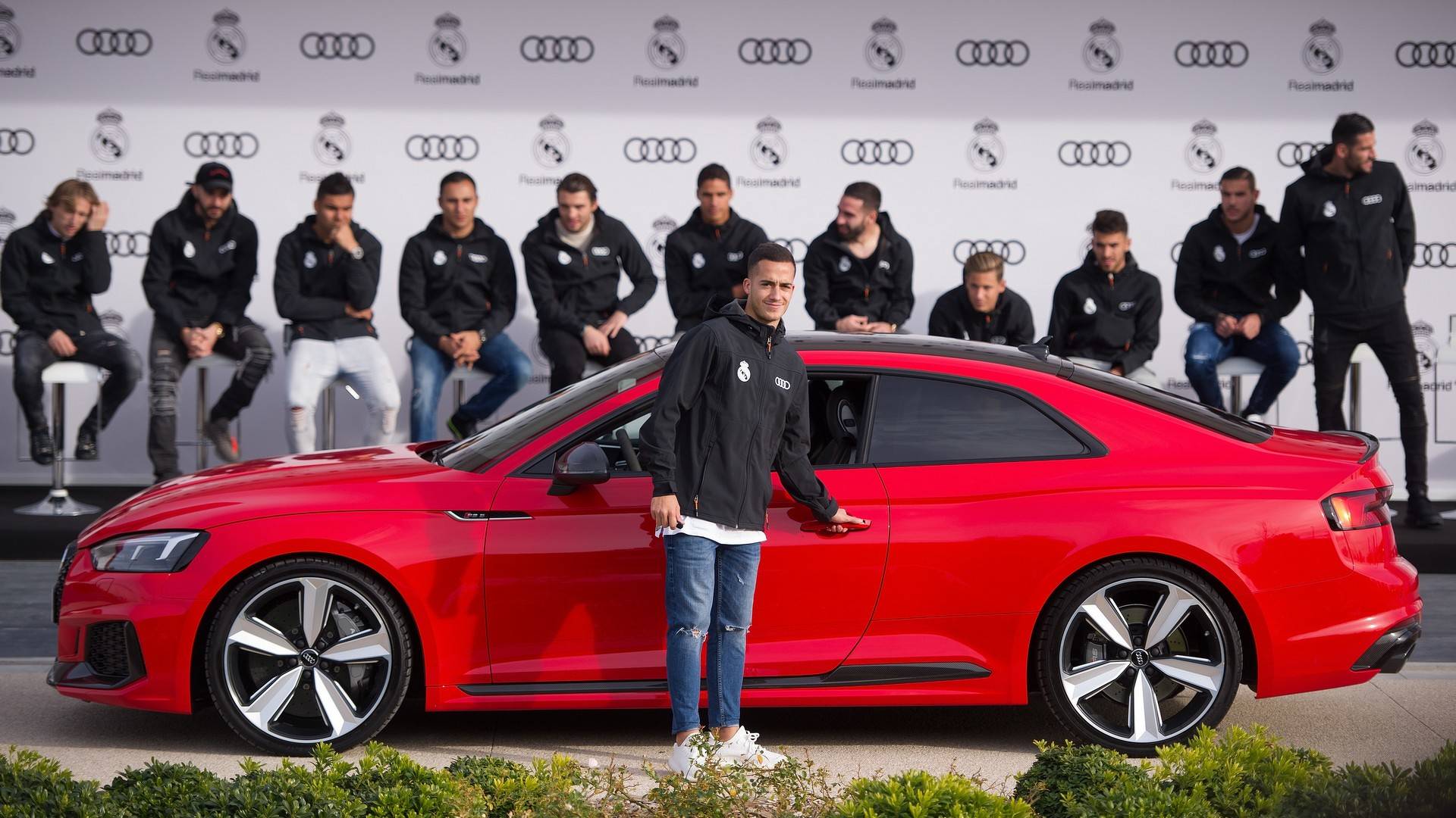 アウディがレアルマドリードの選手に車を提供。Q7が一番人気、ロナウドはRS7を選択