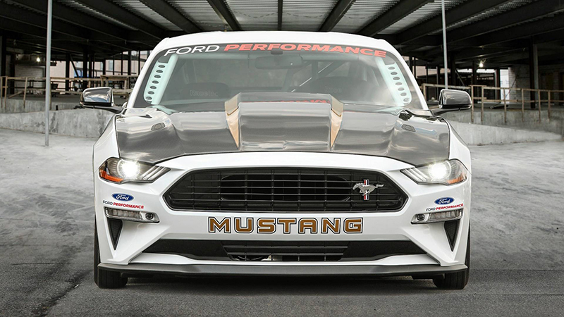 見た目からして猛毒注意。ドラッグレース専用マスタング、”コブラジェット”登場。限定68台、価格は1500万円