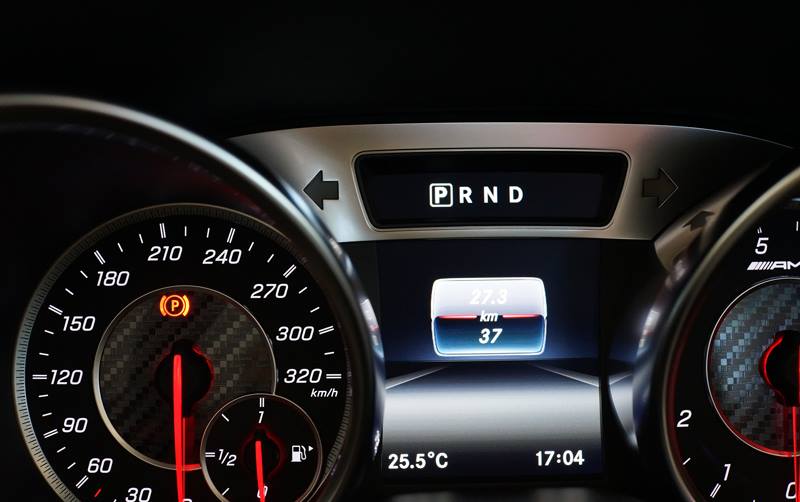 日本国内のスピード違反新記録！なんと280km/hで走行し220km/hオーバーで検挙される