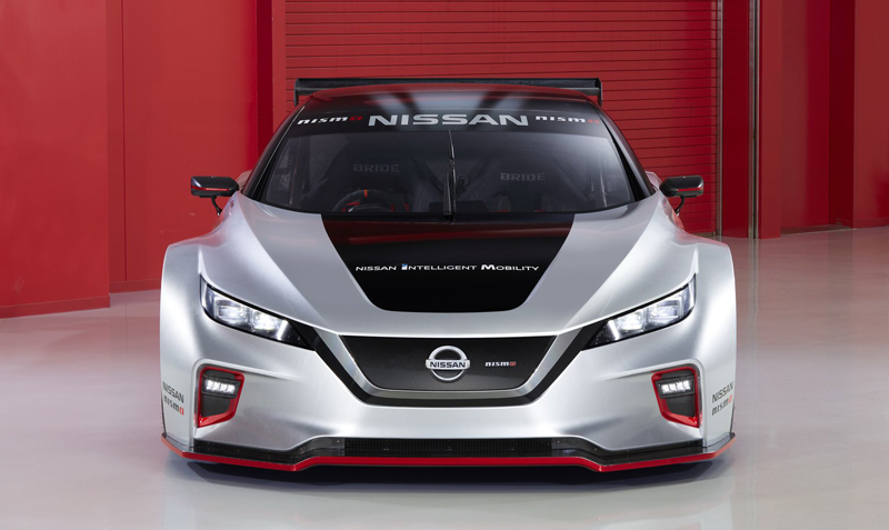 こんなリーフなら乗ってみたい！326馬力を発生するリーフのレーシングカー「NISSAN LEAF NISMO RC」公開