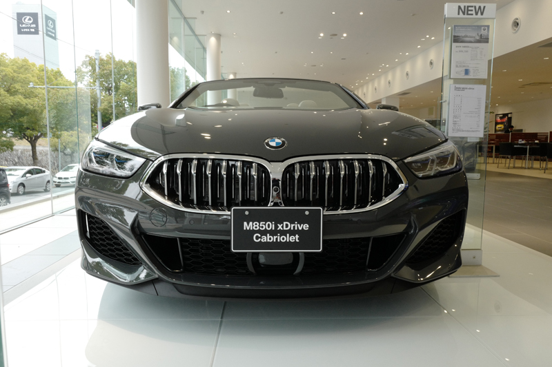 新型BMW8シリーズ・カブリオレを見てきた！これまでのBMWには見られない「ゴージャス」を意識した内外装はこうなっている