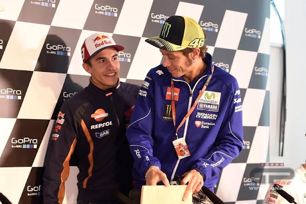 ロッシVR46公表：マルケス兄弟と決別