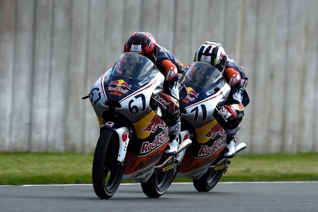 佐々木＆鳥羽、優勝 Red Bull Rookies Cup 2016 ザクセンリング戦【決勝リザルト】