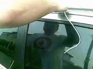 たった10秒で車のロックを解除する凄技。