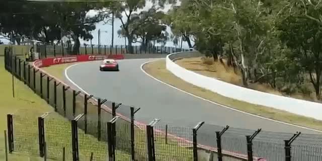 MAZDA サバンナ RX-7 20Bターボ搭載で680馬力になった RX-7のヒルクライム映像