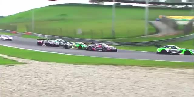 ブランパンGTアジア第1戦セパン優勝はポルシェ（Race2）、メルセデス（Race1）