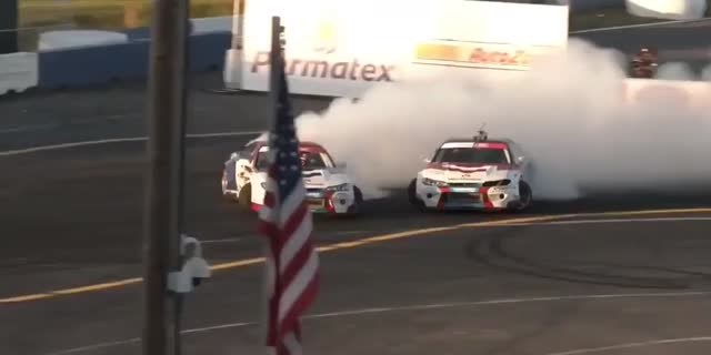 【動画で見る結果速報】フォーミュラドリフト 2019 勝者はピョートル・ヴィエンチェク(S15シルビア) 第5戦モンロー（ワシントン）