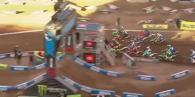 【動画で見るレース結果】2020 AMAスーパークロス 第13戦ソルトレイクシティのレース結果とハイライト動画（450SX / 250SX）
