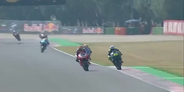 【動画で見るレース結果】MotoGPサンマリノGP 優勝はフランコ・モルビデリ(ペトロナスヤマハSRT)。中上貴晶は9位