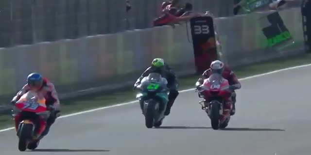 【MotoGPレース結果】優勝はジョアン・ミール(Team SUZUKI ECSTAR)。4位に中上貴晶(LCRホンダ) - ヨーロッパGP
