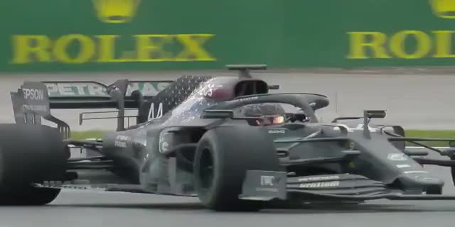 【F1レース結果】F1第14戦トルコGP ルイス・ハミルトンが優勝！ワールドチャンピオンも決定。フェルスタッペンは、6位