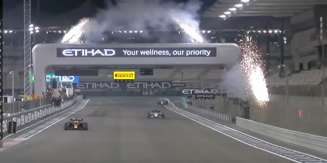 【F1レース結果】F1第17戦アブダビGP マックス・フェルスタッペンが優勝！今季2勝目を獲得