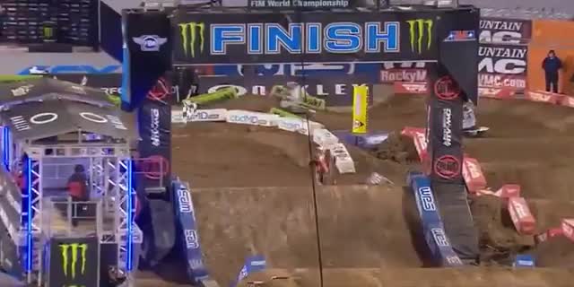 AMAスーパークロス2021第8戦オーランド2レース結果とAMAモトクロス決勝ハイライト動画